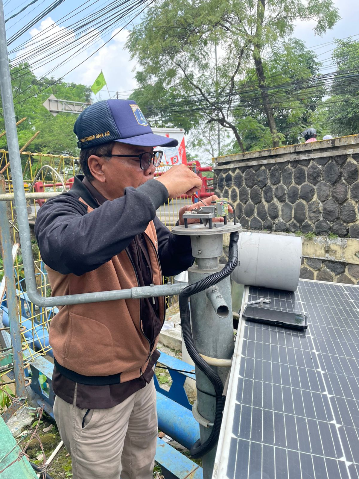 PEMELIHARAAN ALAT CURAH HUJAN (ARR) DI LOKASI PESANGGRAHAN